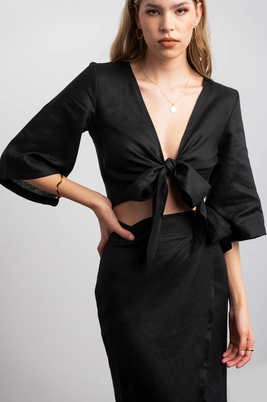 The Wrap Top Black