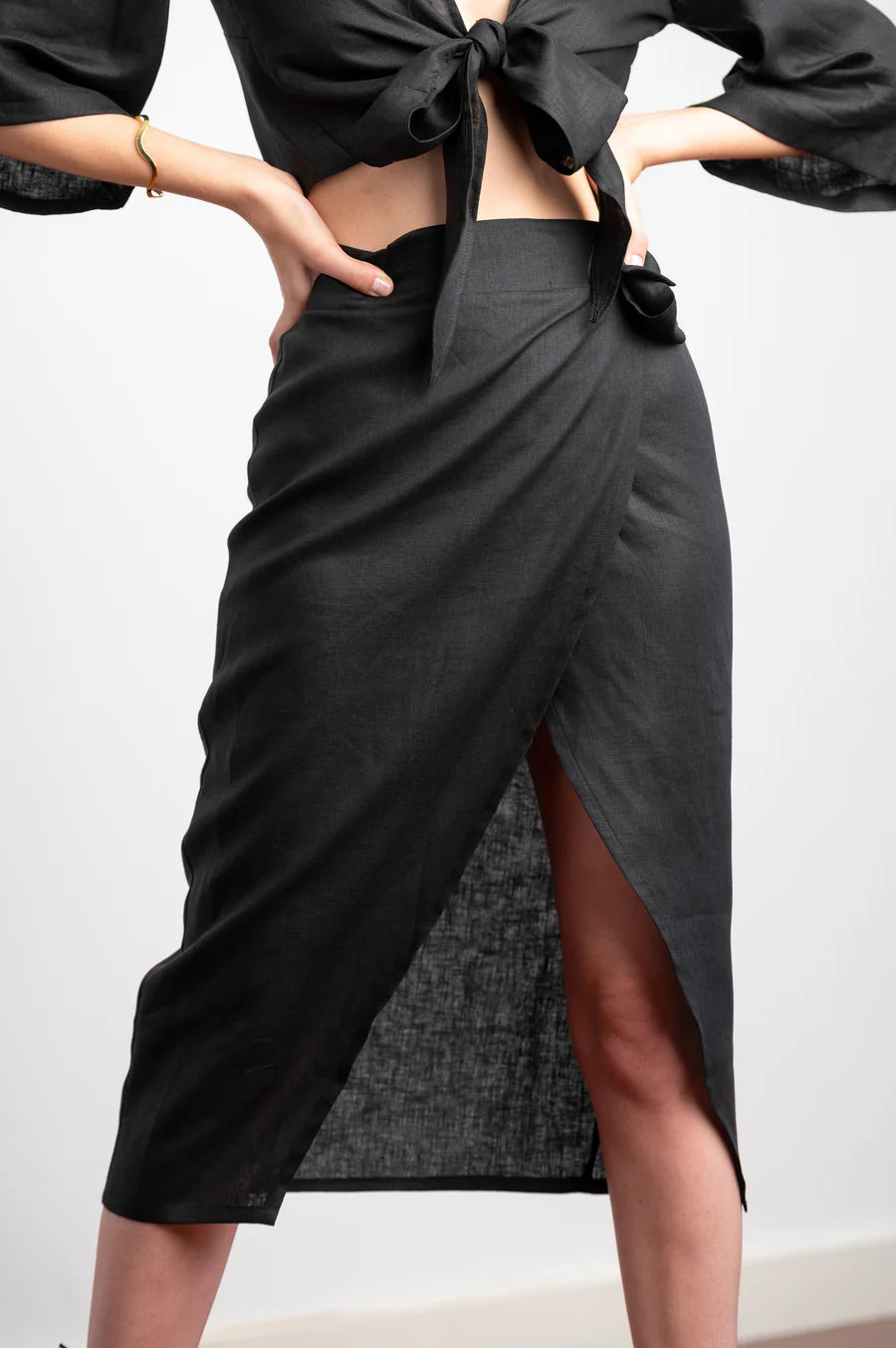 The Wrap Skirt Black