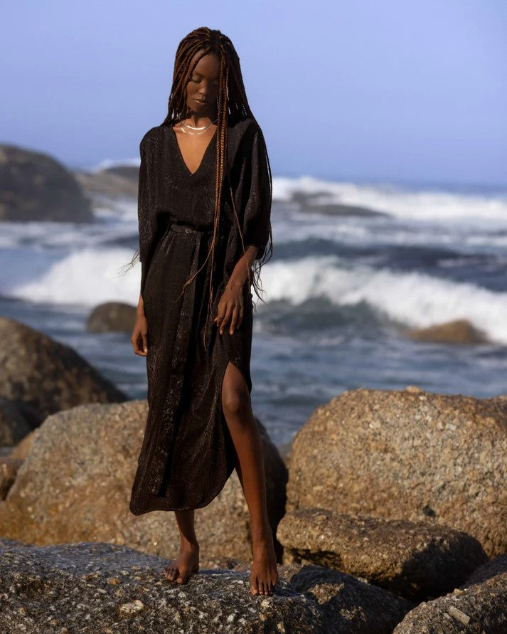 Cascade Kaftan Black